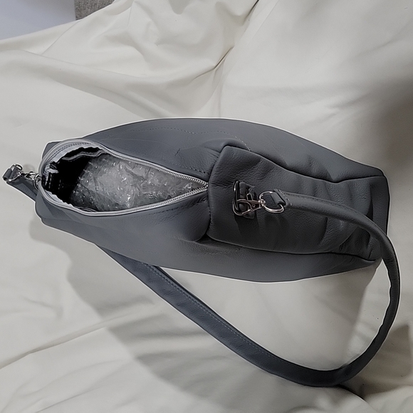 bag - Picture 2 of 3